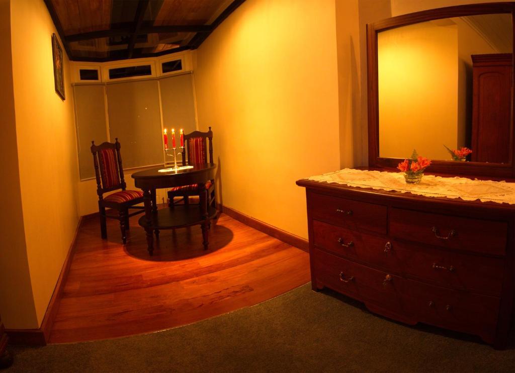 The Firs Villa Nuwara Eliya Room photo